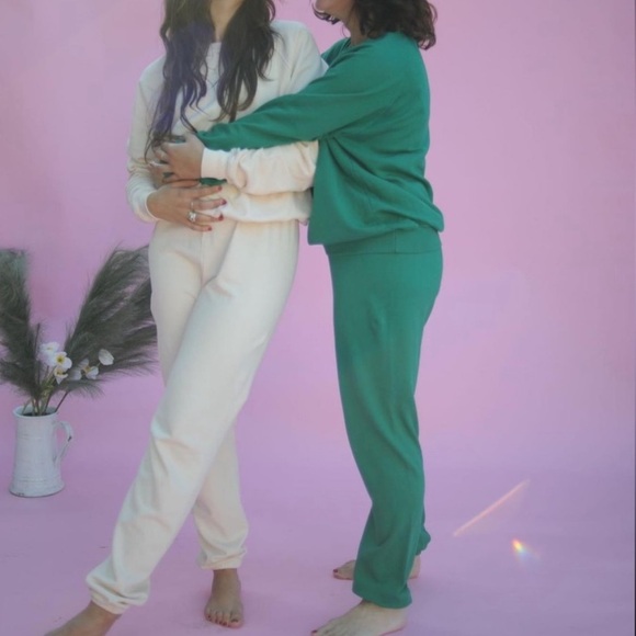 All the Babies Green SET Sweatshirt + Pants - Picture 8 of 9